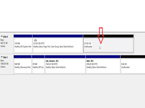 Unallocated space appears next to C drive after deleting the blocking partition